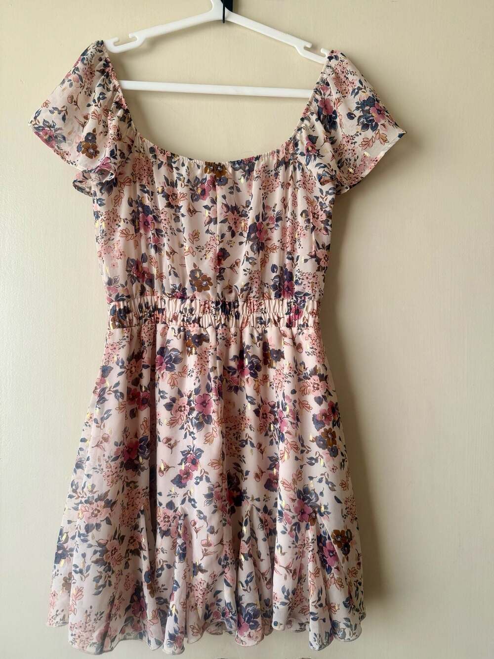 Mi Ami Floral Print Off-Shoulder Mini Dress with Metallic Gold Details SM